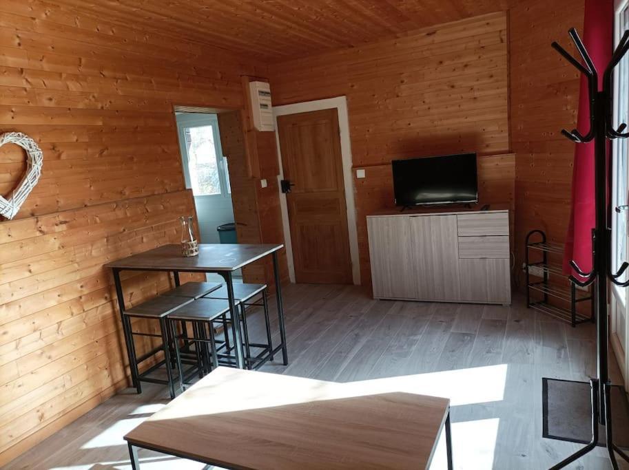 Vila Chez Julien Et Melanie Bosmis l'Aiguille Exteriér fotografie